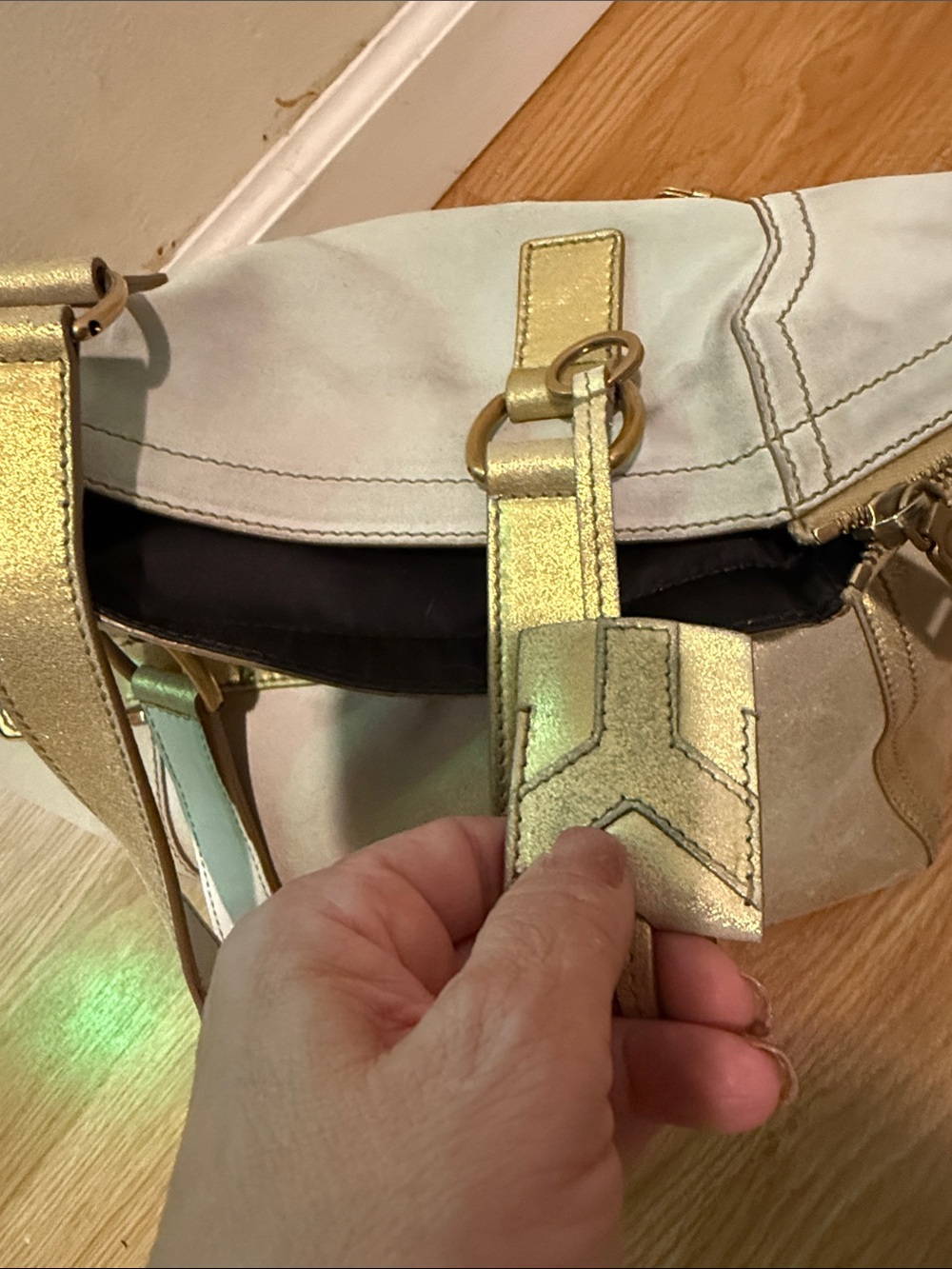 YSL Saint Laurent Downtown Leather Tote Shoulder Bag Gold Trim Off-White - Picture 3 of 13